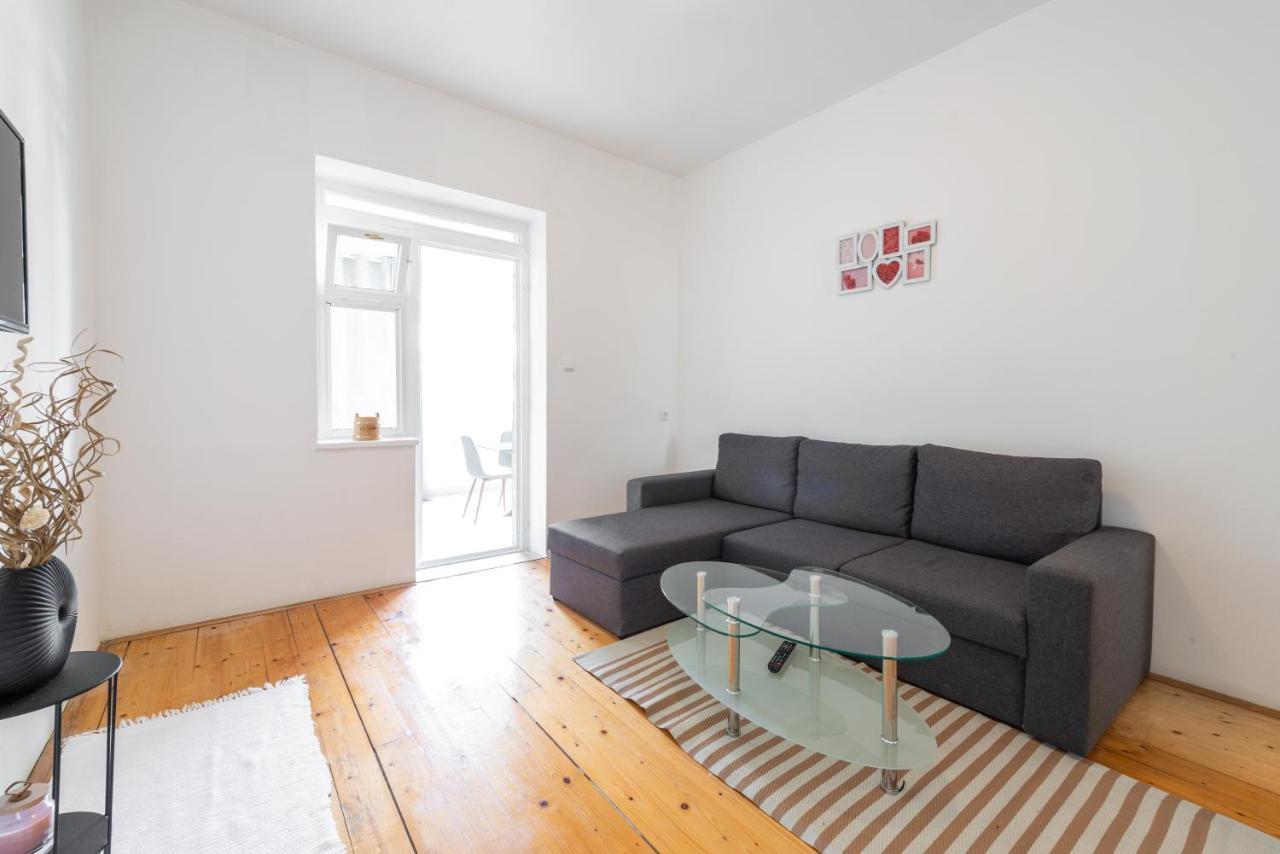 Apartment Lanare